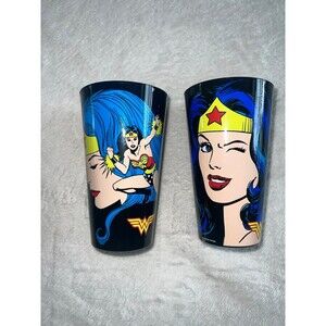 2 Wonder Woman Tumblers